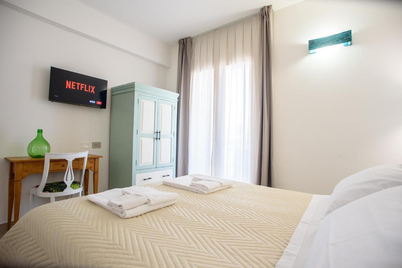 Central Station Apartments - Fanale Rentals Palermo Kültér fotó