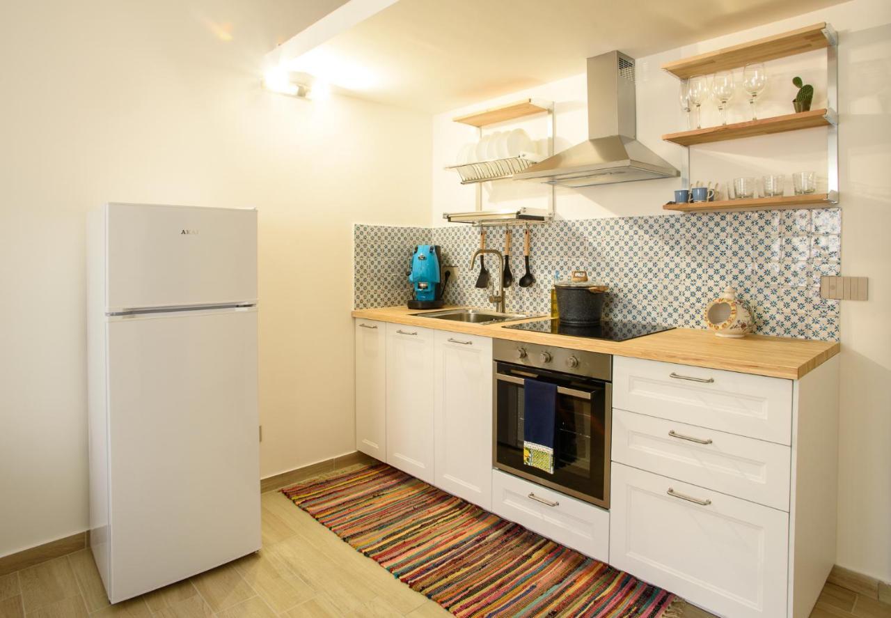 Central Station Apartments - Fanale Rentals Palermo Kültér fotó
