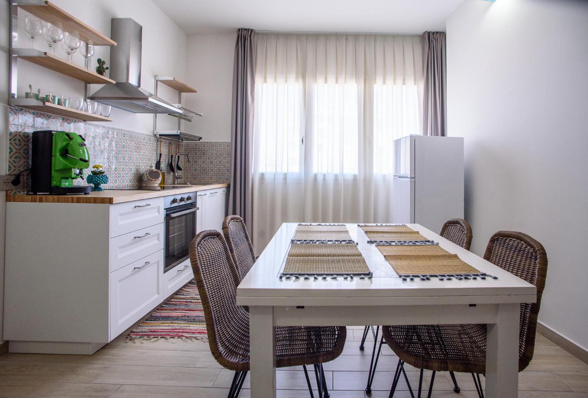 Central Station Apartments - Fanale Rentals Palermo Szoba fotó